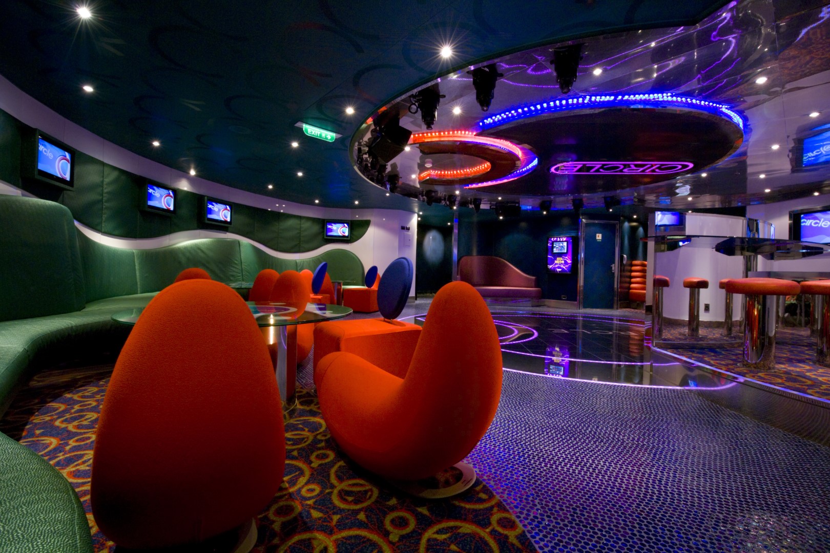 Carnival Splendor - Circle 'C'